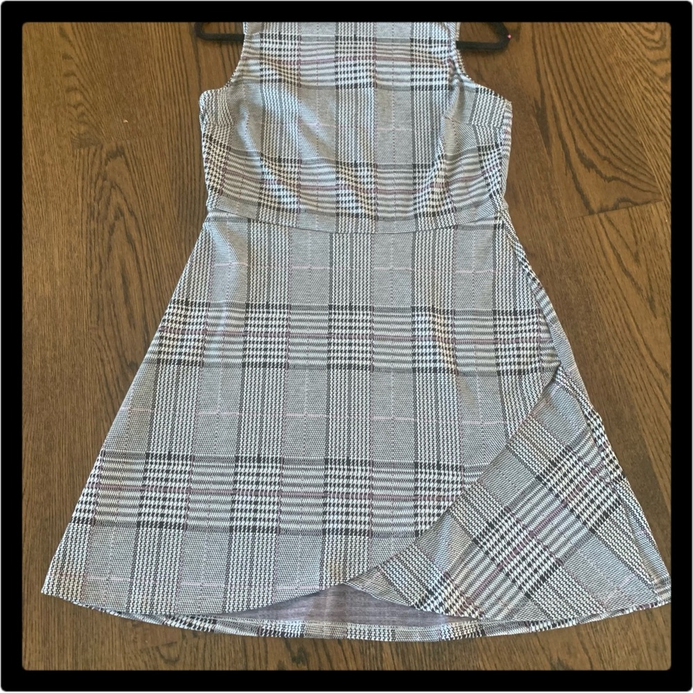 COMO VINTAGE Sleeveless Scalloped Bottom Dress Med